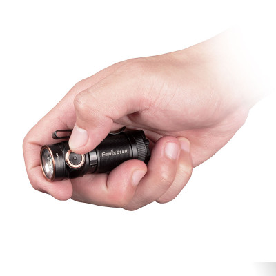 Ficklampa Fenix E18R, 750 lm - UTGÅTT