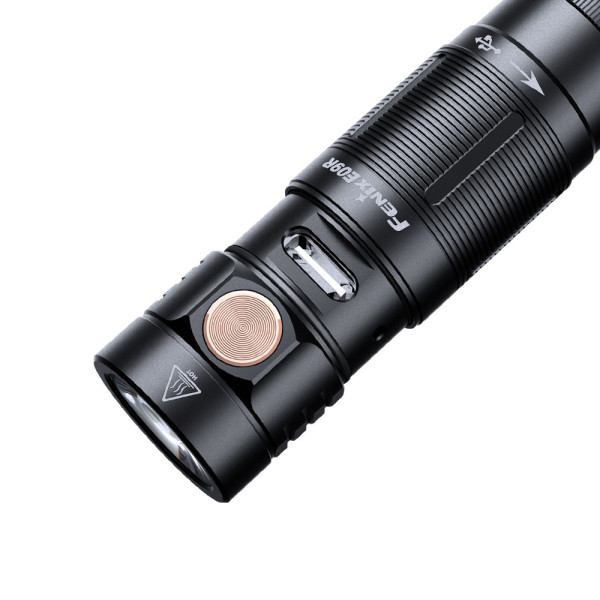 Ficklampa Fenix E09R, 600 lm