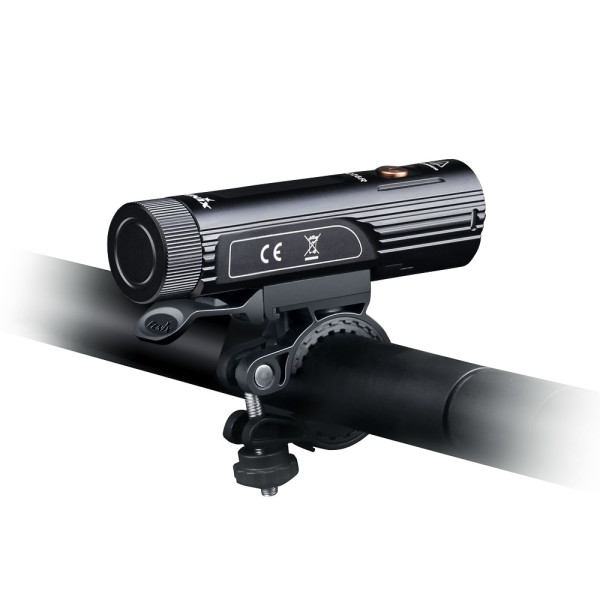 Cykellampa Fenix BC26R och baklampa Fenix BC05R V2.0 paket