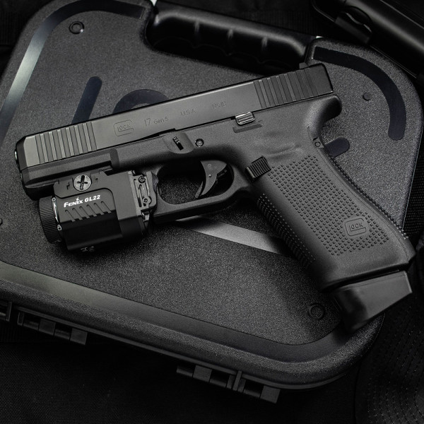 Vapenlampa Fenix GL22 röd lasersikte, 750 lm