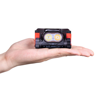 Pannlampa Fenix HM65R-T V2.0 svart/röd, 1600 lm