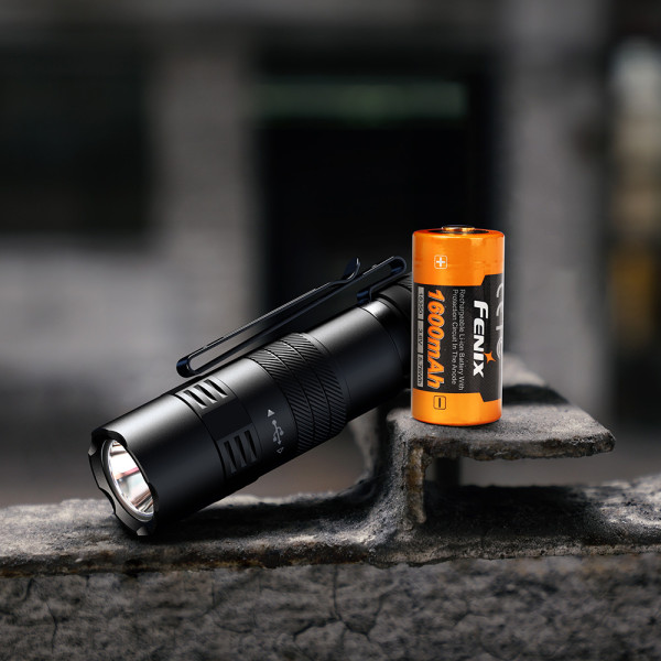 Ficklampa Fenix PD26R ACE, 1300 lm