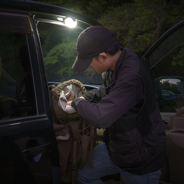 Laddbar LED-lykta Fenix CL20R V2.0, 300 lm