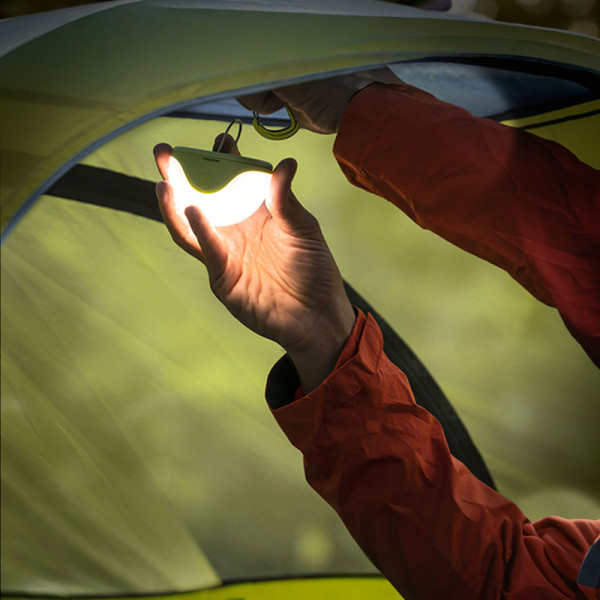 Laddbar LED-lykta Fenix CL20R V2.0, 300 lm